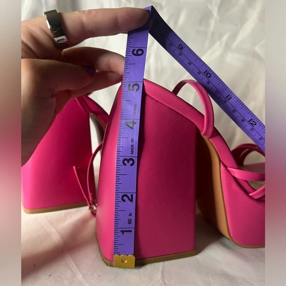 prettylittlething pink